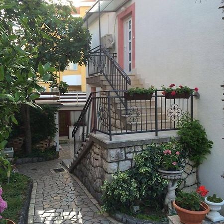 Apartments By The Sea Selce, Crikvenica - 16375 المظهر الخارجي الصورة