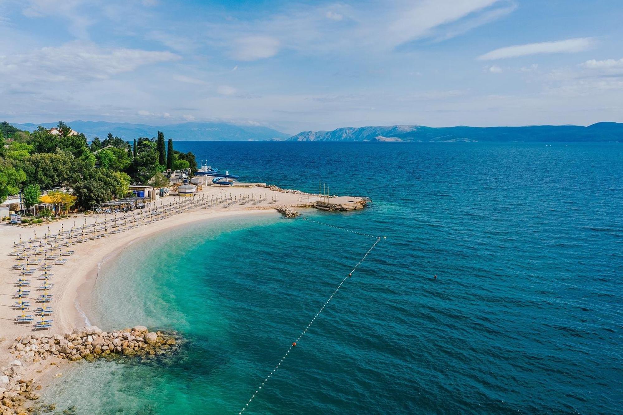 Apartments By The Sea Selce, Crikvenica - 16375 المظهر الخارجي الصورة